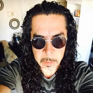 Meet your Posher, Roberto